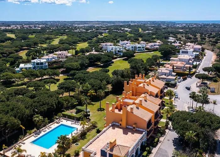 F5 Sol Q Pool & Golf In Vilamoura